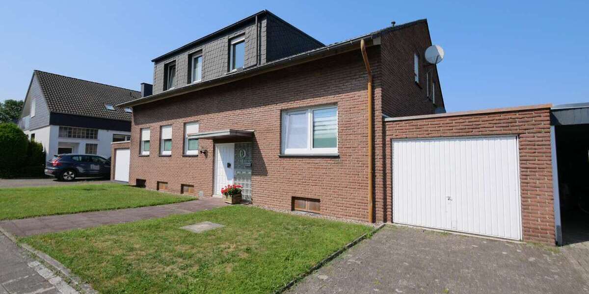 Einfamilienhaus Lippstadt / Dedinghausen Dedinghausen - 8 Zimmer, 261 m&sup2;, 399.000&euro; | Angebot:22434993