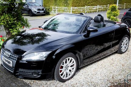 Audi TT 161.300 km 7.999 &euro; Paderborn 33100