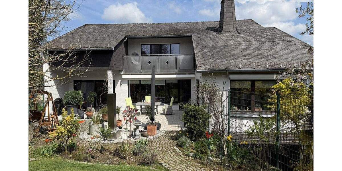 Einfamilienhaus Warstein - 1 Zimmer, 282 m&sup2;, 489.000&euro; | Angebot:25774813