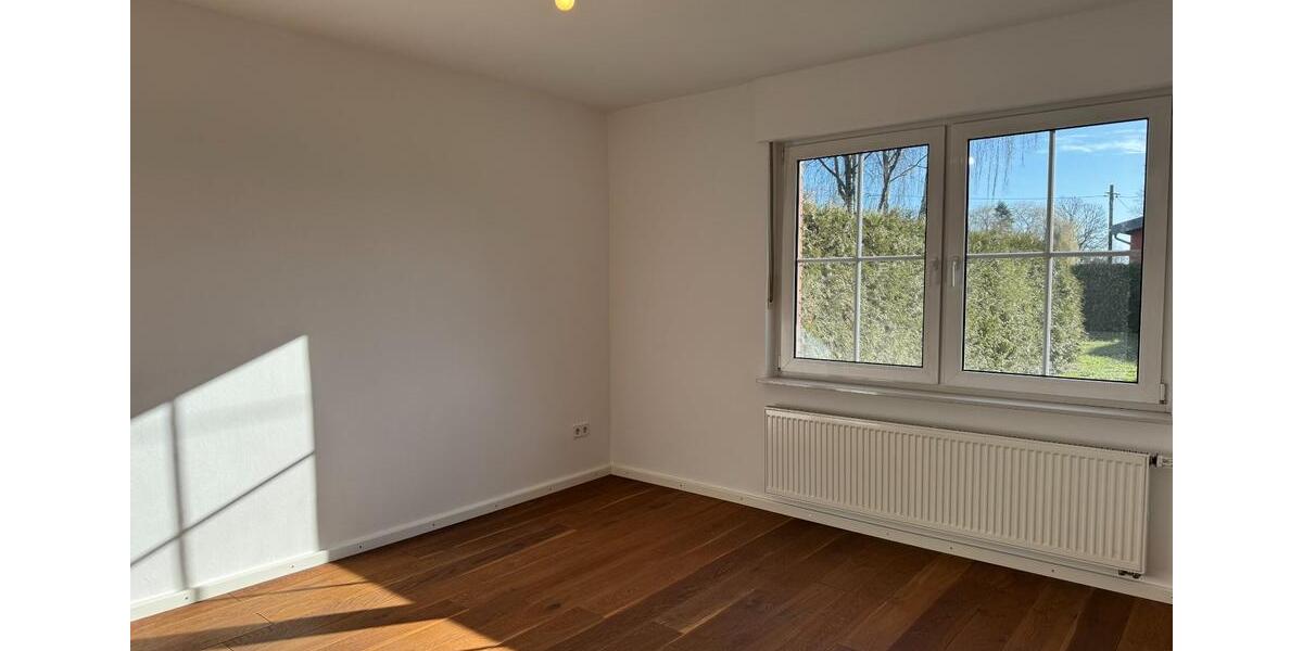 Erdgeschoßwohnung Verl - 3 Zimmer, 115 m&sup2;, 1.100&euro; | Angebot:24717346