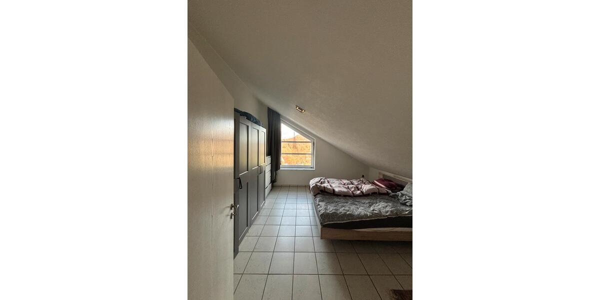 Dachgeschoßwohnung Warstein - 2 Zimmer, 67 m&sup2;, 450&euro; | Angebot:25831707