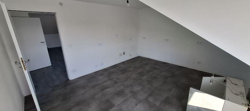 Dachgeschoßwohnung Paderborn Elsen - 3 Zimmer, 90 m&sup2;, 800&euro; | Angebot:25843798