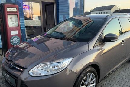 Ford Focus 82.919 km 6.499 &euro; Paderborn 33104