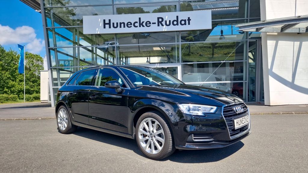 Audi A3 123.000 km 19.450 &euro; Lippstadt 59557