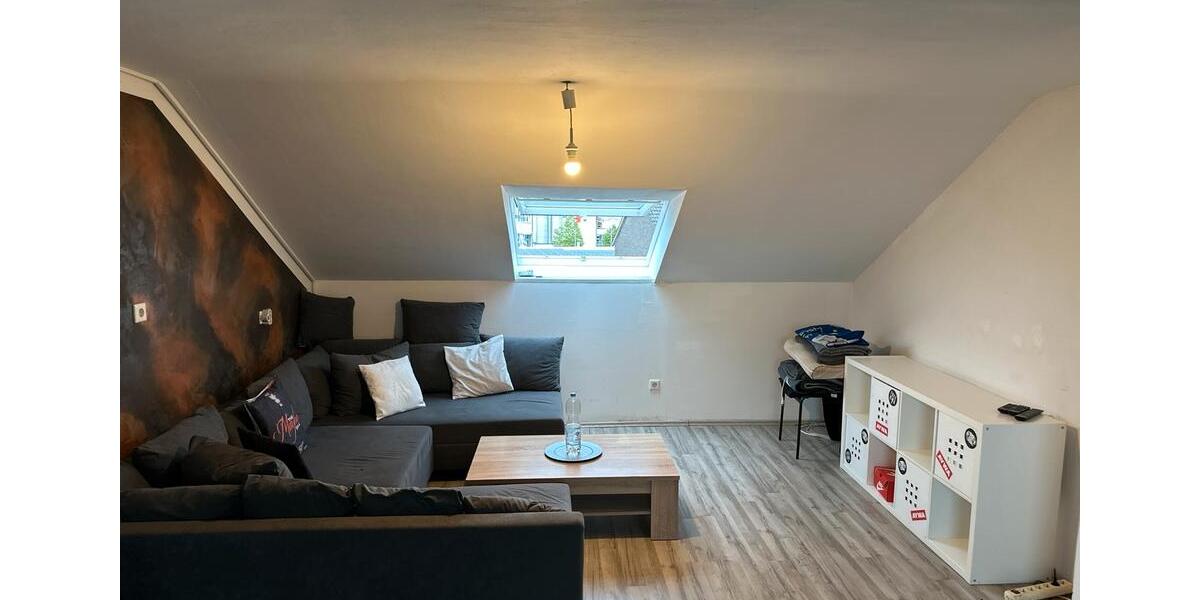 Dachgeschoßwohnung Lippstadt - 2 Zimmer, 50 m&sup2;, 620&euro; | Angebot:26566422