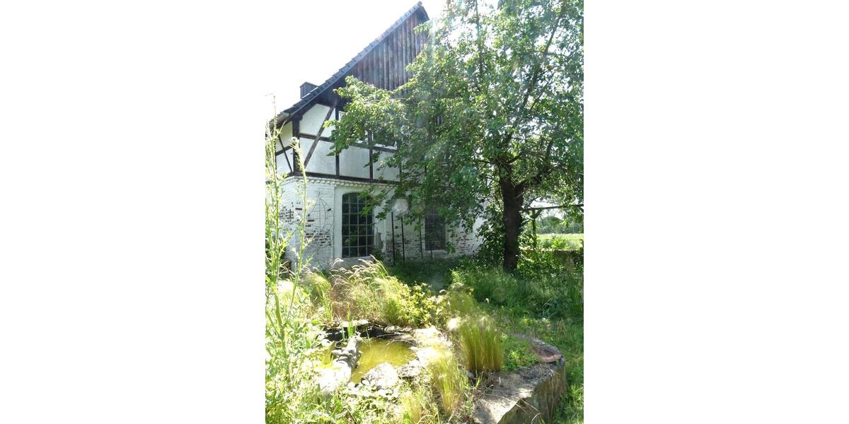 Einfamilienhaus Soest - 8 Zimmer, 302 m&sup2;, 180.000&euro; | Angebot:26885197