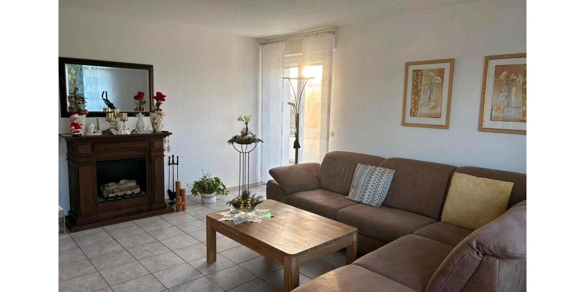 Etagenwohnung Lippstadt Overhagen - 3 Zimmer, 100 m&sup2;, 1.000&euro; | Angebot:26022987