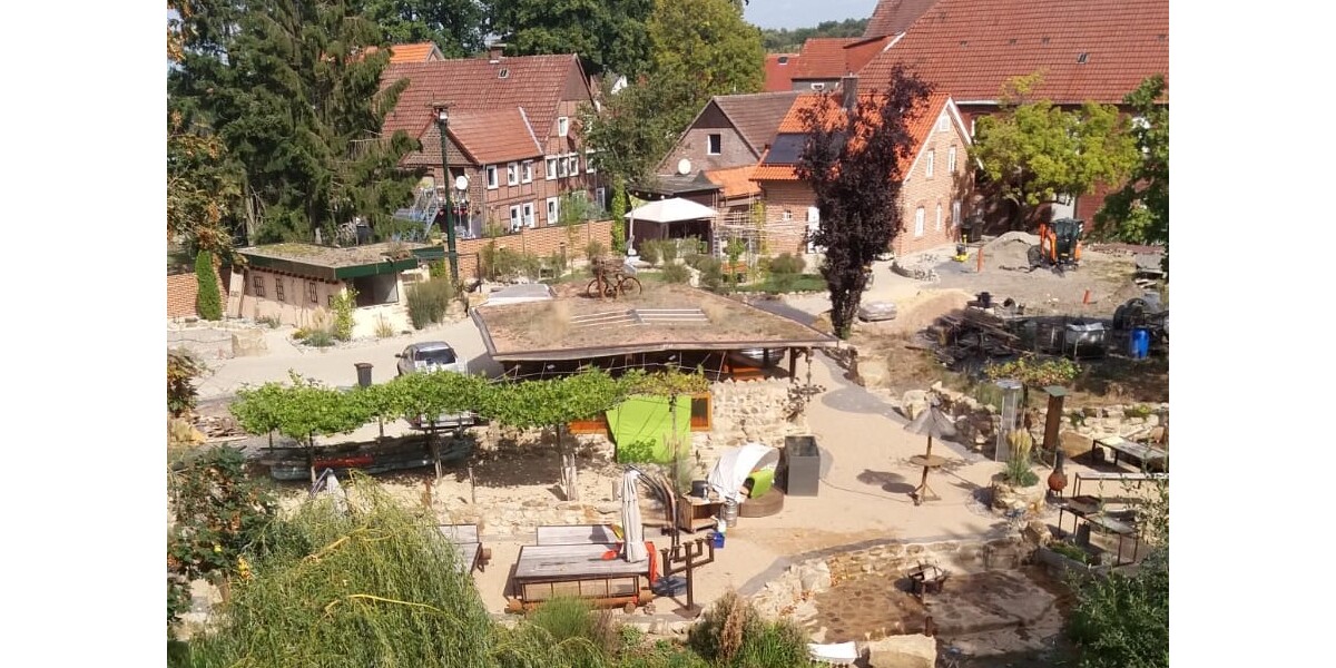 Exklusiv und außergewöhnlich: Anwesen direkt am Axtbach mit Beach und Erdmännchen (-gehege) - Anwesen Herzebrock-Clarholz Clarholz | Angebot:23407269