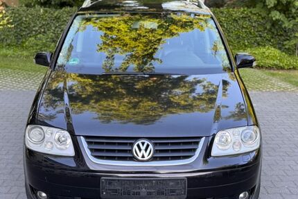 VW Touran 282.000 km 2.650 &euro; Gütersloh 33330