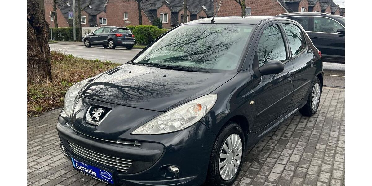 Peugeot 206 128.761 km 2.990 &euro; Paderborn 33100