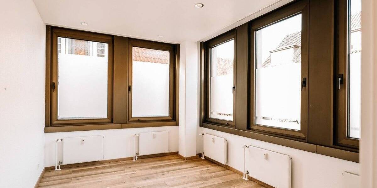 Gewerbeobjekt Lippstadt Kernstadt - 1 Zimmer, 232 m&sup2;, 1.790&euro; | Angebot:25771815