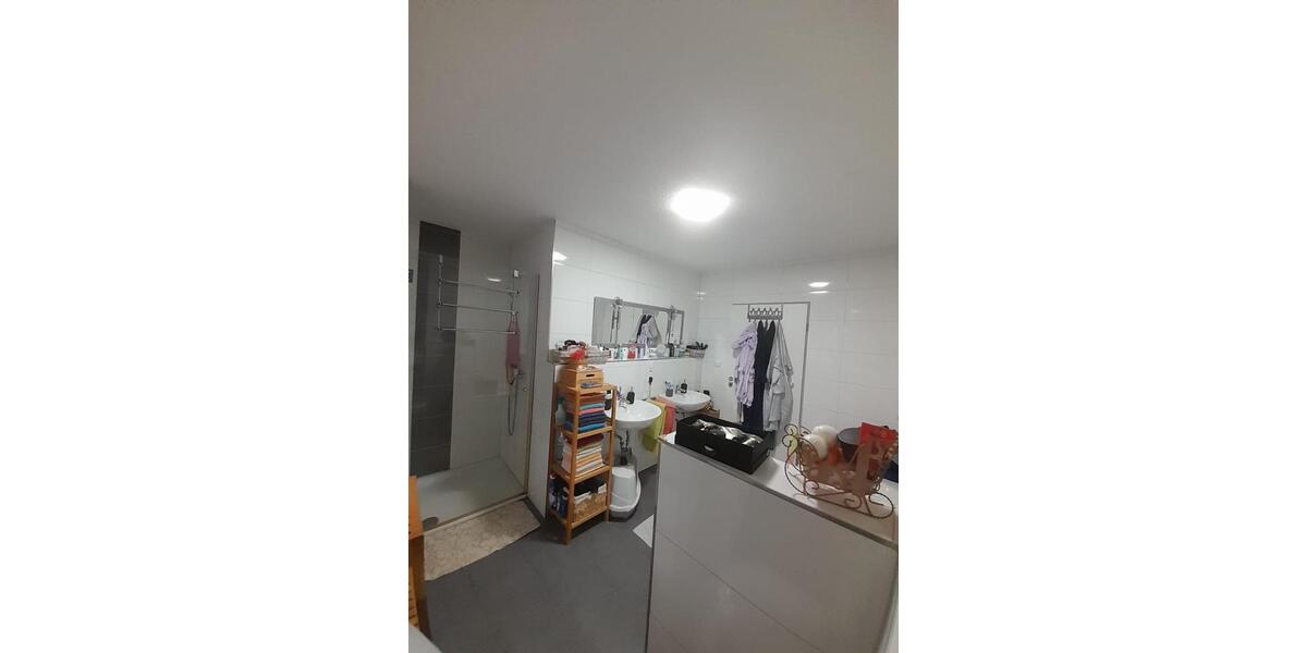 Etagenwohnung Langenberg - 5 Zimmer, 120 m&sup2;, 1.200&euro; | Angebot:26620044