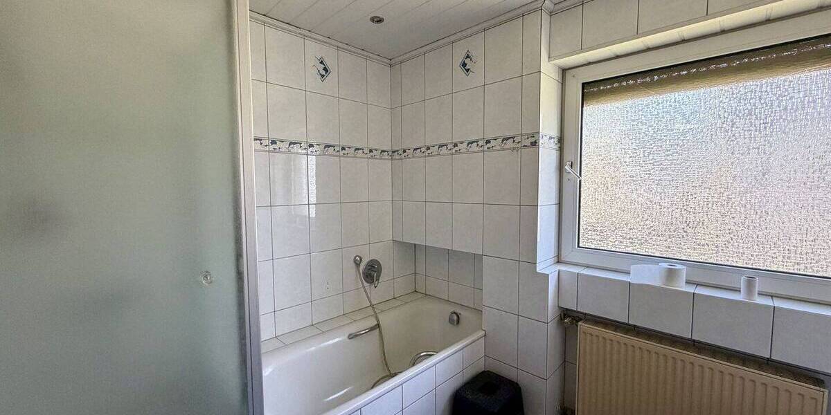 Mehrfamilienhaus, Wohnhaus Delbrück / Lippling Lippling - 8 Zimmer, 180 m&sup2;, 339.000&euro; | Angebot:26715216