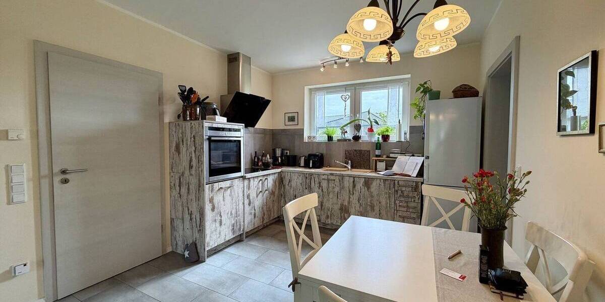 Bungalow Salzkotten / Mantinghausen Mantinghausen - 4 Zimmer, 127 m&sup2;, 399.000&euro; | Angebot:26715381