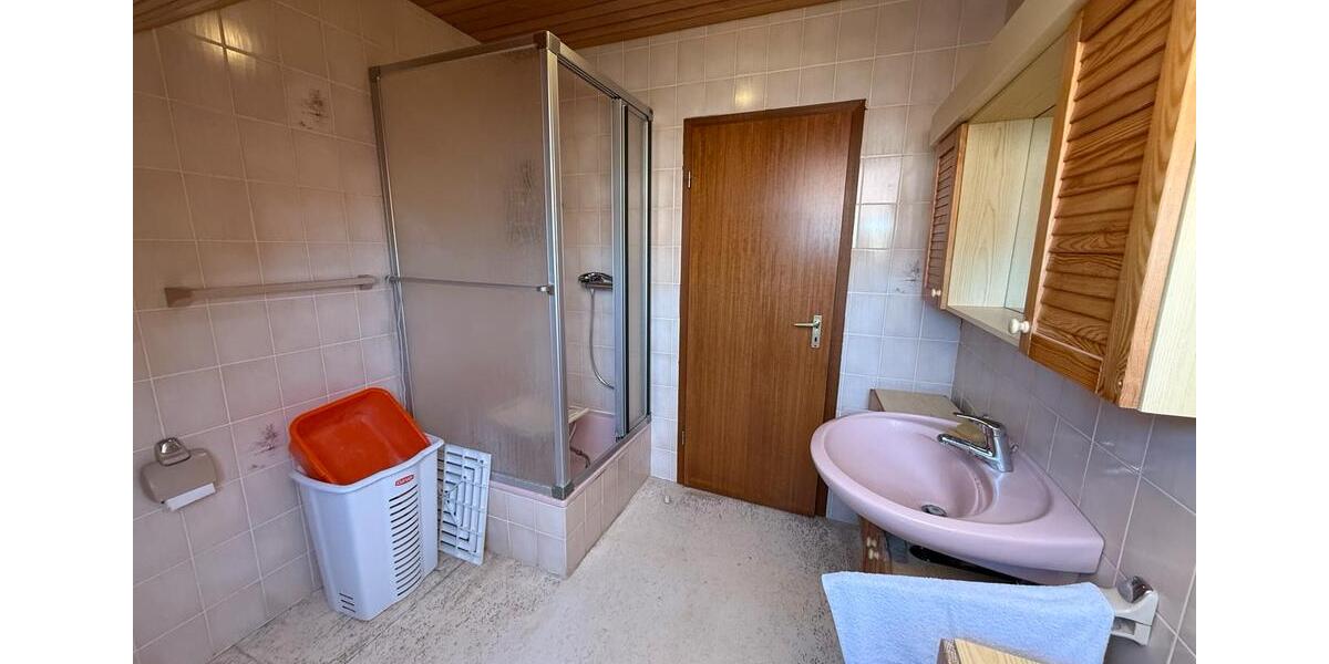 Einfamilienhaus Warstein - 6 Zimmer, 159 m&sup2;, 199.000&euro; | Angebot:25853559