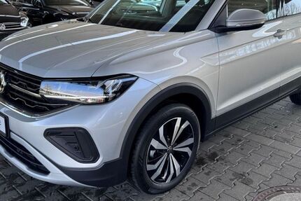 VW T-Cross 1.999 km 26.998 &euro; Büren 33142