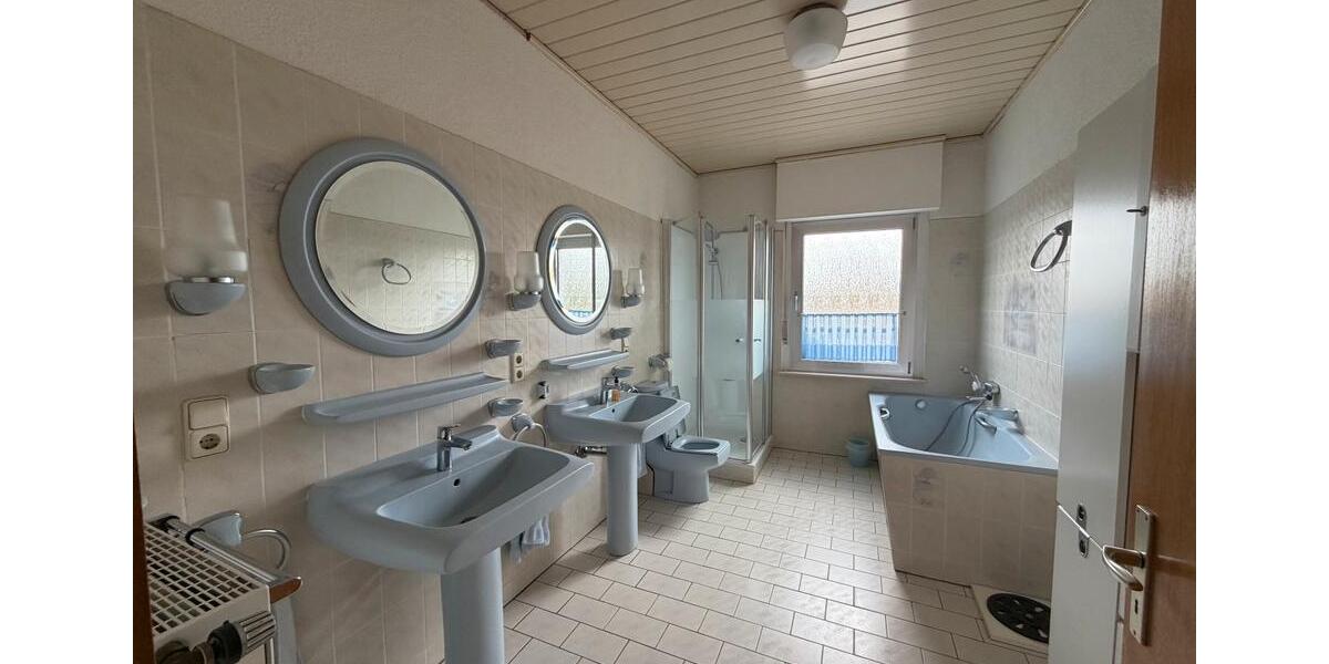Einfamilienhaus Lippetal - 8 Zimmer, 230 m&sup2;, 350.000&euro; | Angebot:26329281