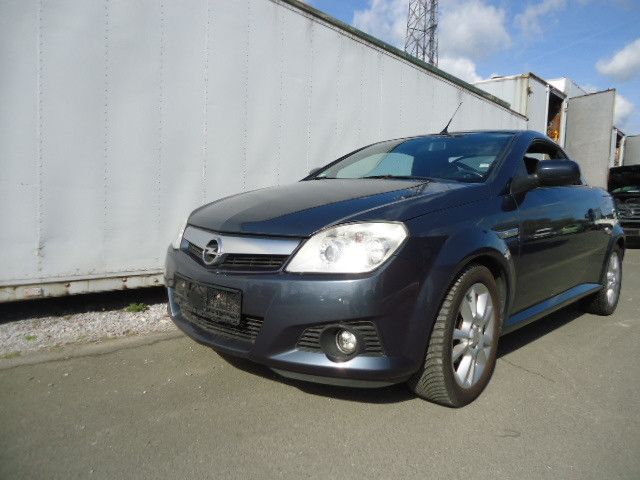 Opel Tigra 188.300 km 1.990 &euro; Paderborn 33104