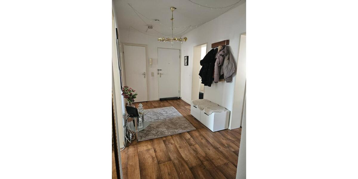 Etagenwohnung Gütersloh - 4 Zimmer, 87 m&sup2;, 820&euro; | Angebot:25538387