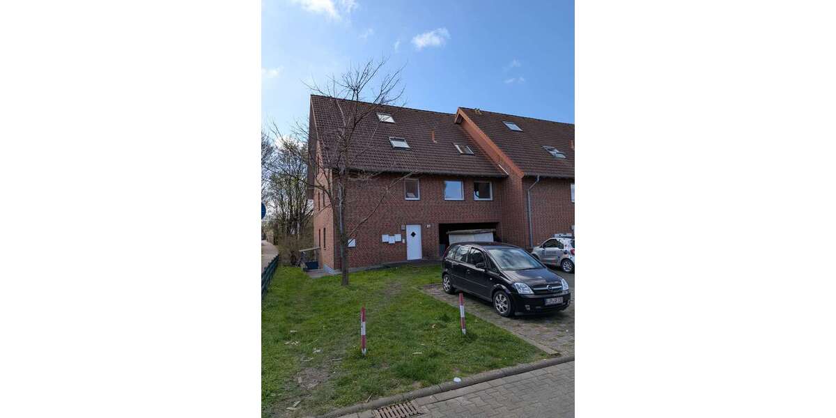 Etagenwohnung Paderborn - 4 Zimmer, 101 m&sup2;, 975&euro; | Angebot:25267104