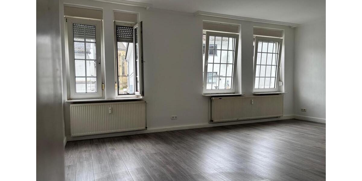 Etagenwohnung Warstein - 3 Zimmer, 124 m&sup2;, 1.100&euro; | Angebot:26648877
