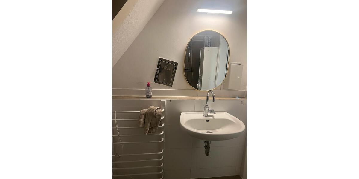 Dachgeschoßwohnung Gütersloh - 1 Zimmer, 30 m&sup2;, 500&euro; | Angebot:25545187