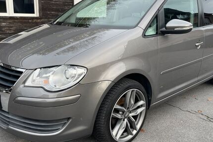 VW Touran 163.150 km 5.990 &euro; Rheda-Wiedenbrück 33378