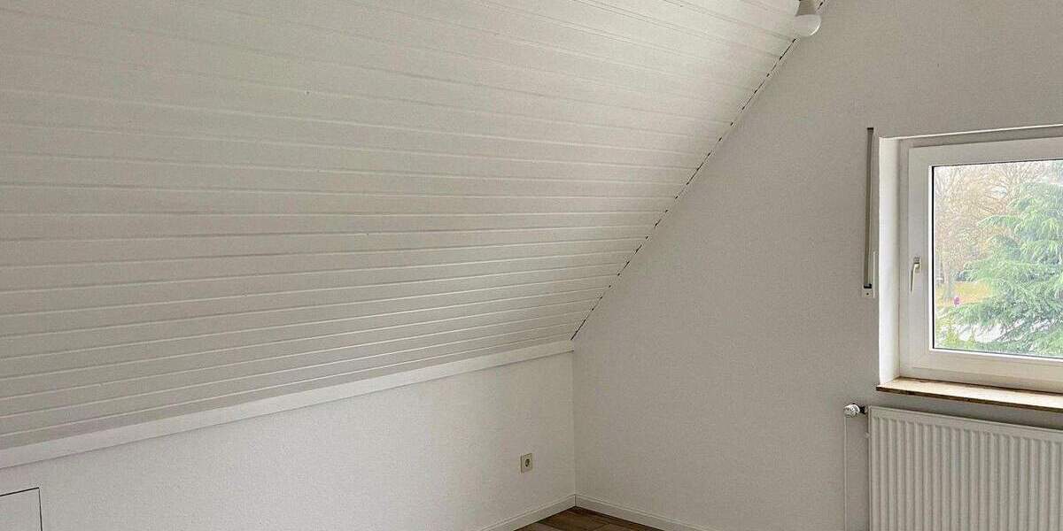 Etagenwohnung Paderborn OT Schloß Neuhaus Schloß Neuhaus - 3 Zimmer, 76 m&sup2;, 650&euro; | Angebot:25724174