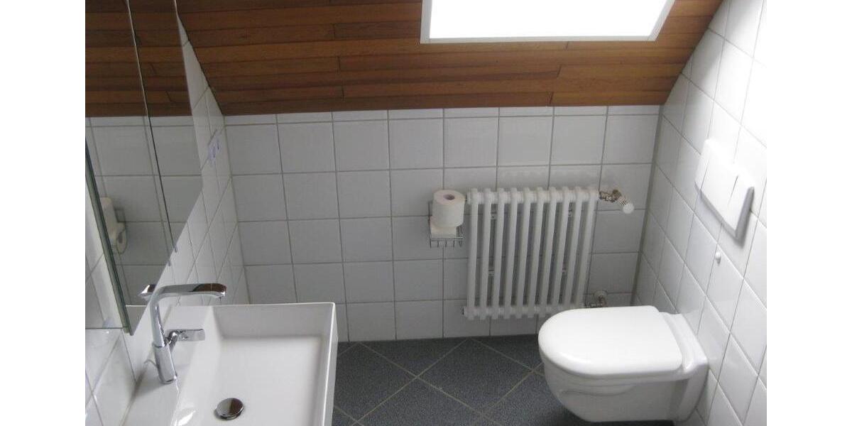 Dachgeschoßwohnung Delbrück - 2 Zimmer, 95 m&sup2;, 790&euro; | Angebot:26589116