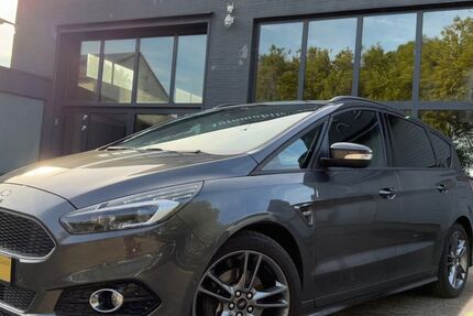 Ford S-Max 88.200 km 21.800 &euro; Soest 59494