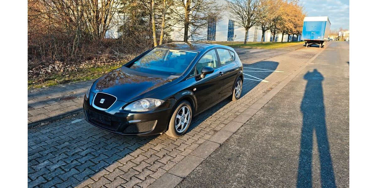 Seat Leon 155.220 km 4.600 &euro; Büren 33142