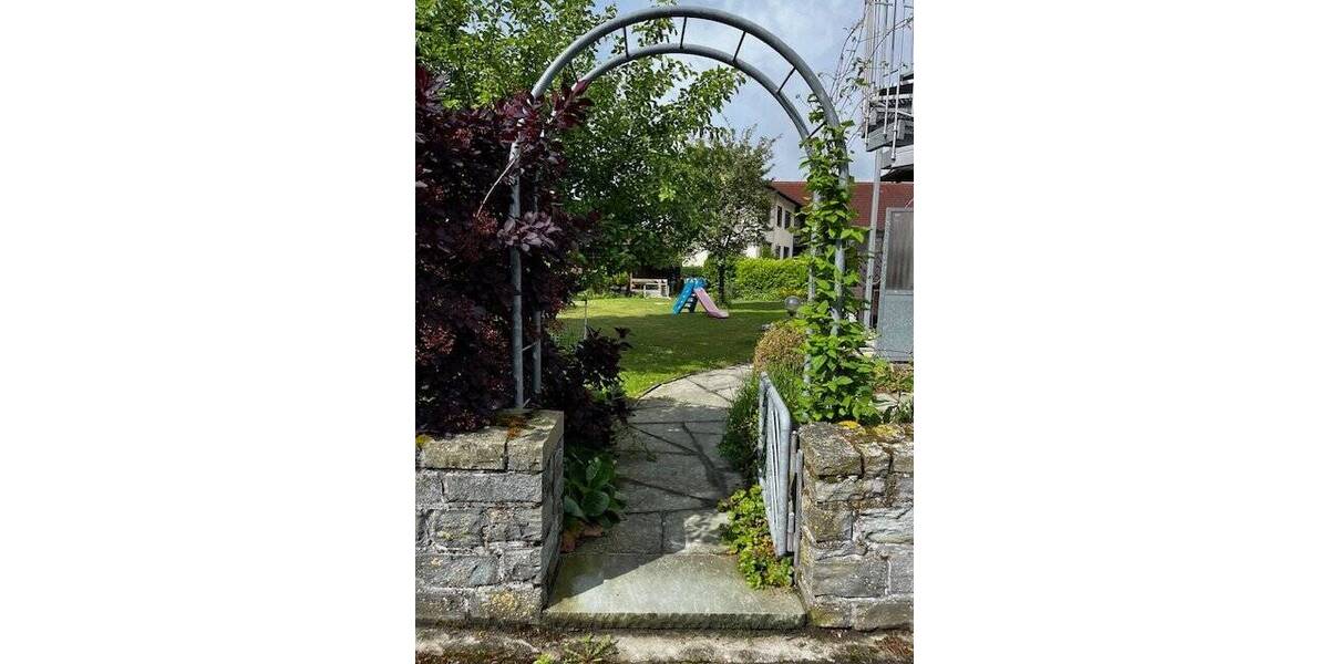 Mehrfamilienhaus, Wohnhaus Anröchte Berge - 8 Zimmer, 250 m&sup2;, 310.000&euro; | Angebot:25664646