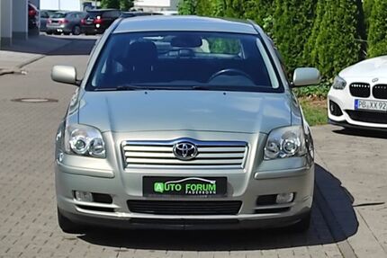 Toyota Avensis 131.000 km 3.499 &euro; Paderborn 33102