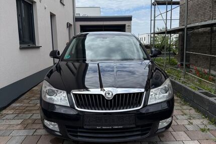 Skoda Octavia 175.000 km 4.790 &euro; Paderborn 33100