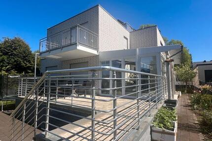 Haus Gütersloh Kattenstroth - 14 Zimmer, 350 m&sup2;, 890.000&euro; | Angebot:26544763