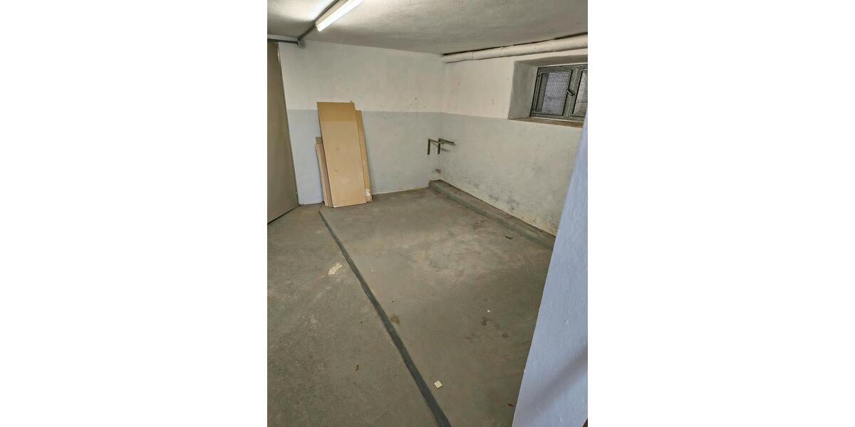 Gewerbeobjekt Salzkotten - 100&euro; | Angebot:25879430