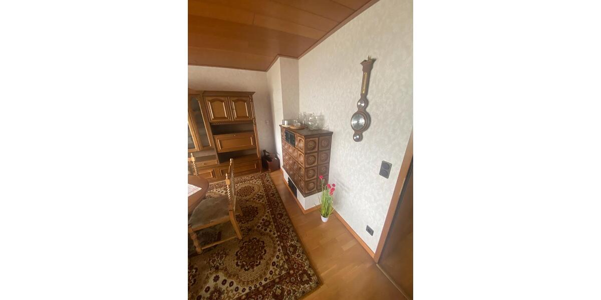 Erdgeschoßwohnung Warstein - 5 Zimmer, 144 m&sup2;, 228.000&euro; | Angebot:24651771