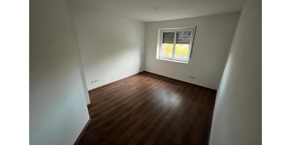 Etagenwohnung Lippstadt Overhagen - 3 Zimmer, 89 m&sup2;, 750&euro; | Angebot:25979594