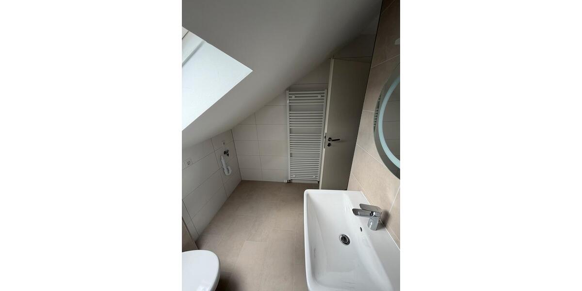 Dachgeschoßwohnung Delbrück - 2 Zimmer, 45 m&sup2;, 500&euro; | Angebot:26613505