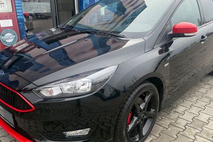 Ford Focus 59.999 km 12.199 &euro; Paderborn 33104