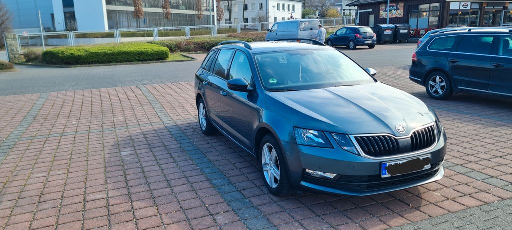 Skoda Octavia 100.000 km 14.000 &euro; Paderborn 33098