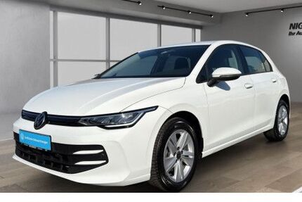 VW Golf 13.072 km 24.690 &euro; Salzkotten 33154
