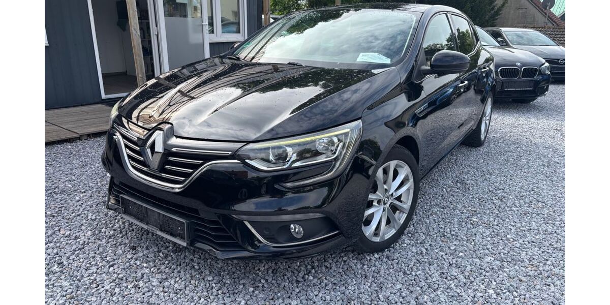 Renault Megane 127.000 km 9.990 &euro; Paderborn 33104