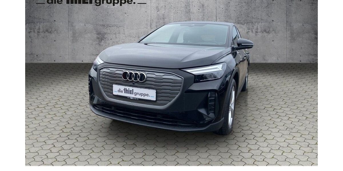 Audi Q4 e-tron 46.500 km 33.490 &euro; Paderborn 33104