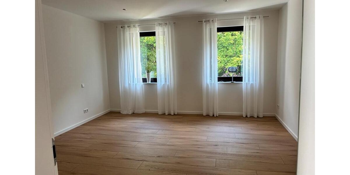 Etagenwohnung Lippstadt Bad Waldliesborn - 3 Zimmer, 120 m&sup2;, 1.200&euro; | Angebot:26669622