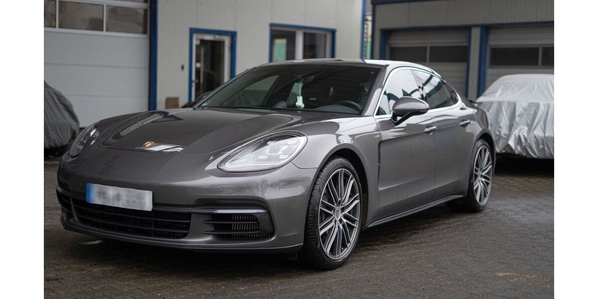 Porsche Panamera 89.000 km 56.000 &euro; Paderborn 33100