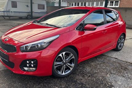 Kia ceed / Ceed 72.364 km 12.290 &euro; Paderborn 33104