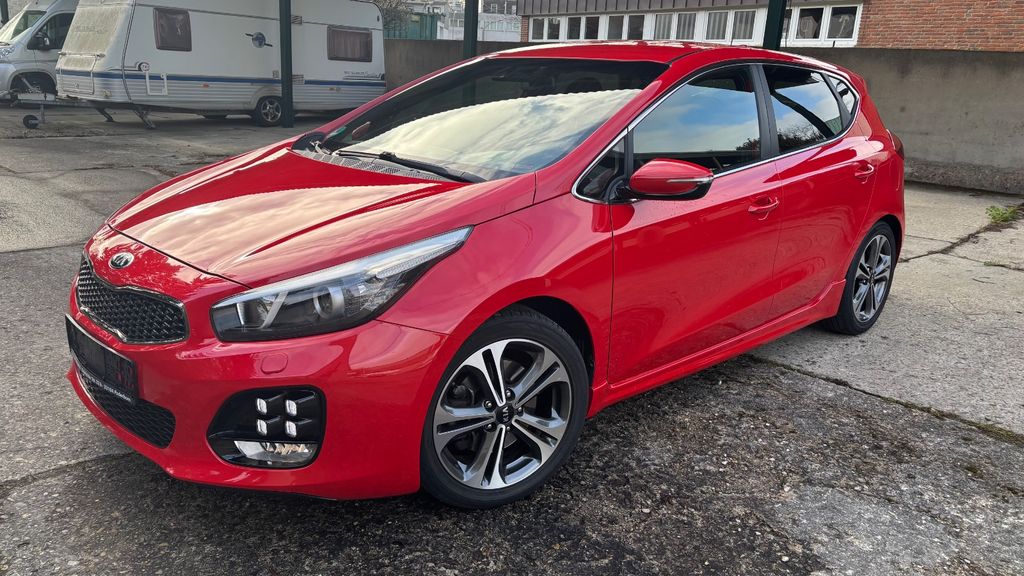 Kia ceed / Ceed 72.364 km 12.290 &euro; Paderborn 33104