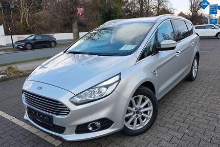 Ford S-Max 60.000 km 17.999 &euro; Salzkotten 33154