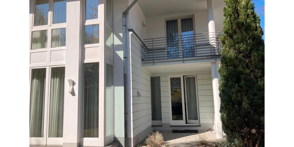 Villa Gütersloh Kattenstroth - 8 Zimmer, 325 m&sup2;, 1.200.000&euro; | Angebot:26262888